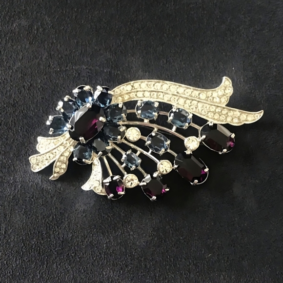 Vintage Eisenberg Ice Brooch - Picture 3 of 12